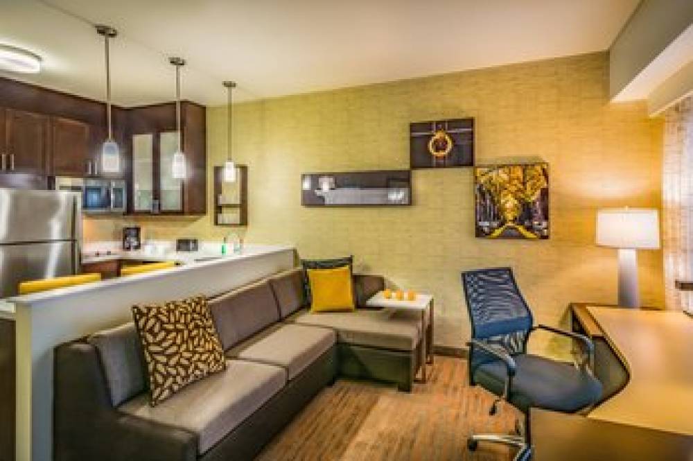 Residence Inn By Marriott Savannah Airport 7
