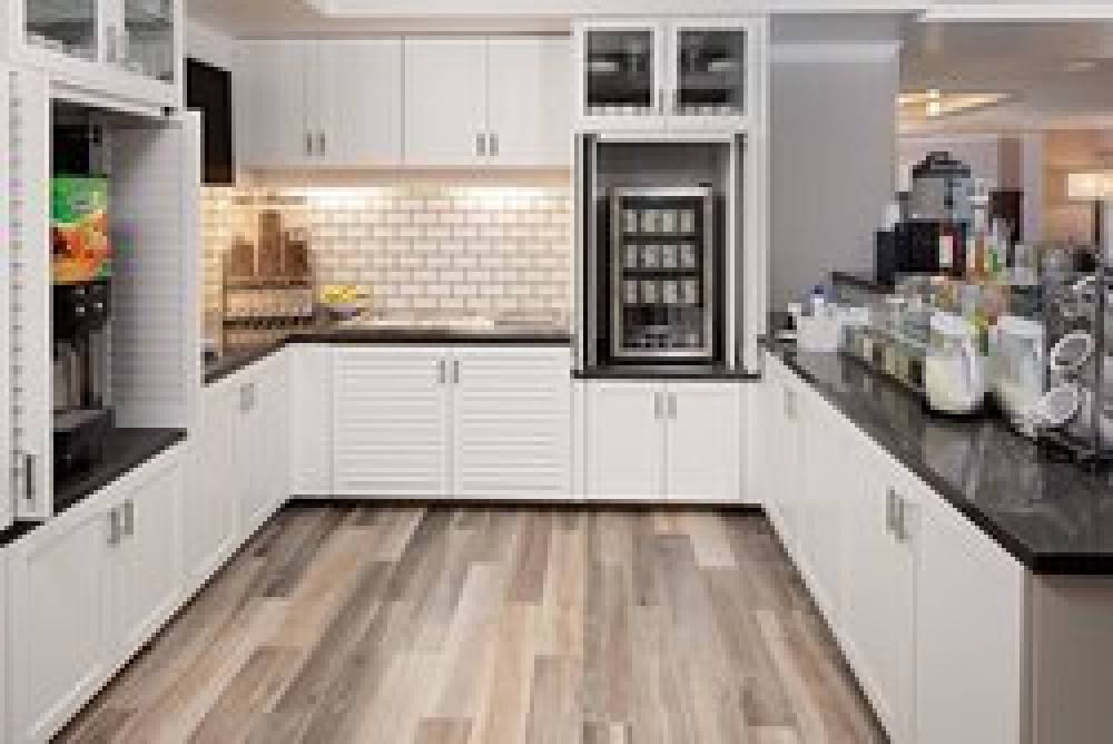 Residence Inn By Marriott Tysons 7