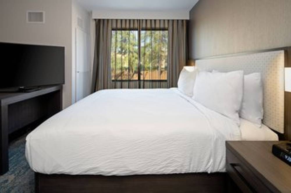 Residence Inn By Marriott Valencia 10