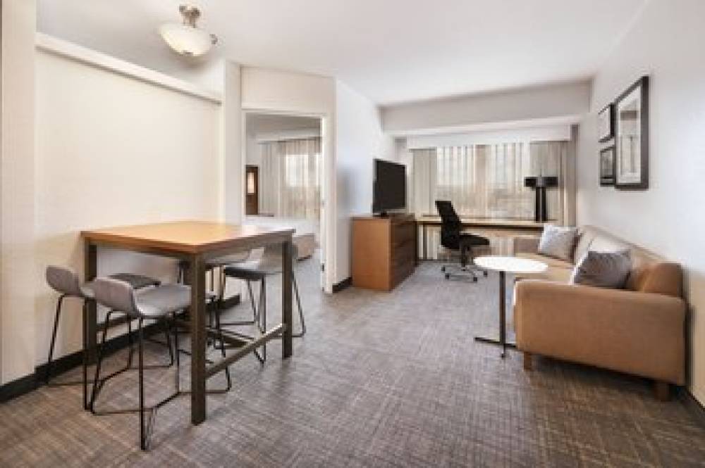 Residence Inn By Marrriott Daytona Beach Speedway-Airport 6