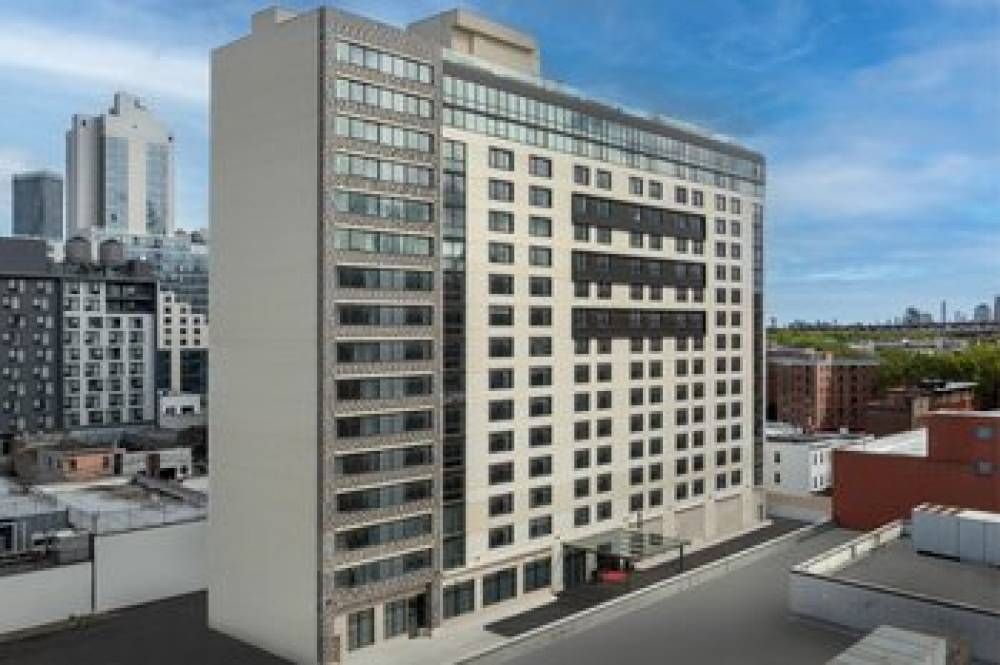 RESIDENCE INN QUEENS MARRIOTT 1