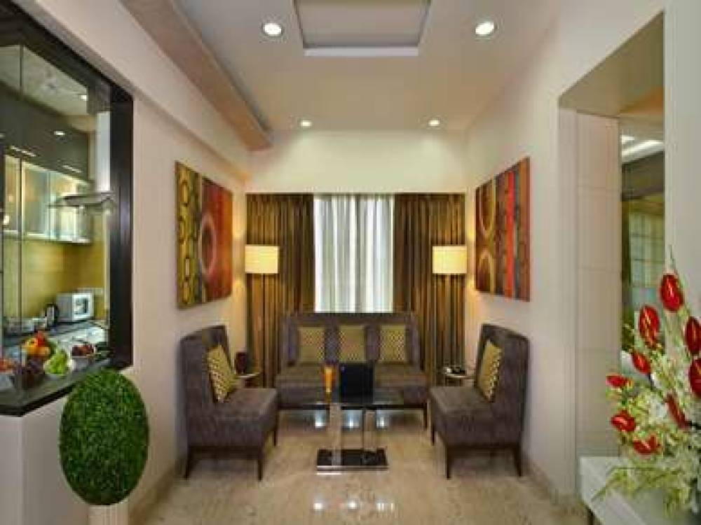 RESIDENCY SAROVAR PORTICO 9