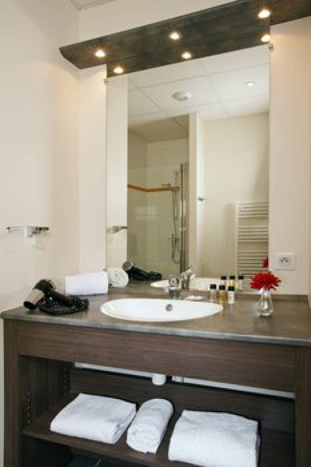 RESIDHOME REIMS CENTRE 8
