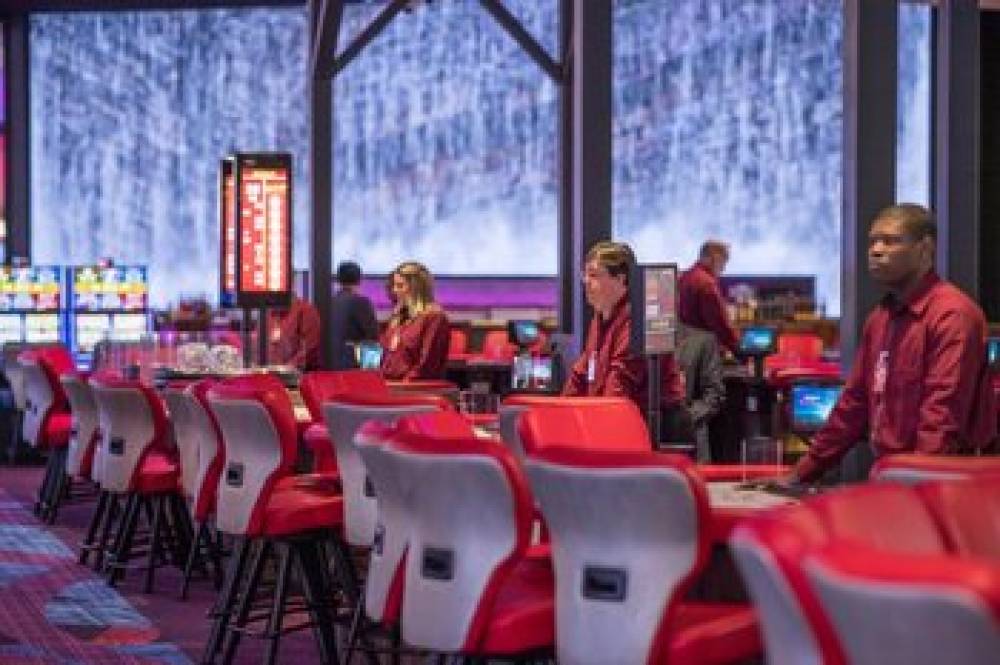 RESORTS WORLD CATSKILLS 10
