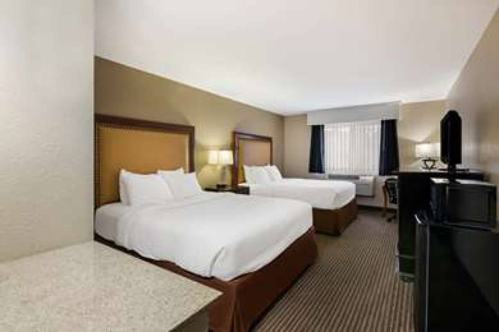 Revel Minot, SureStay Collection By Best Western 7