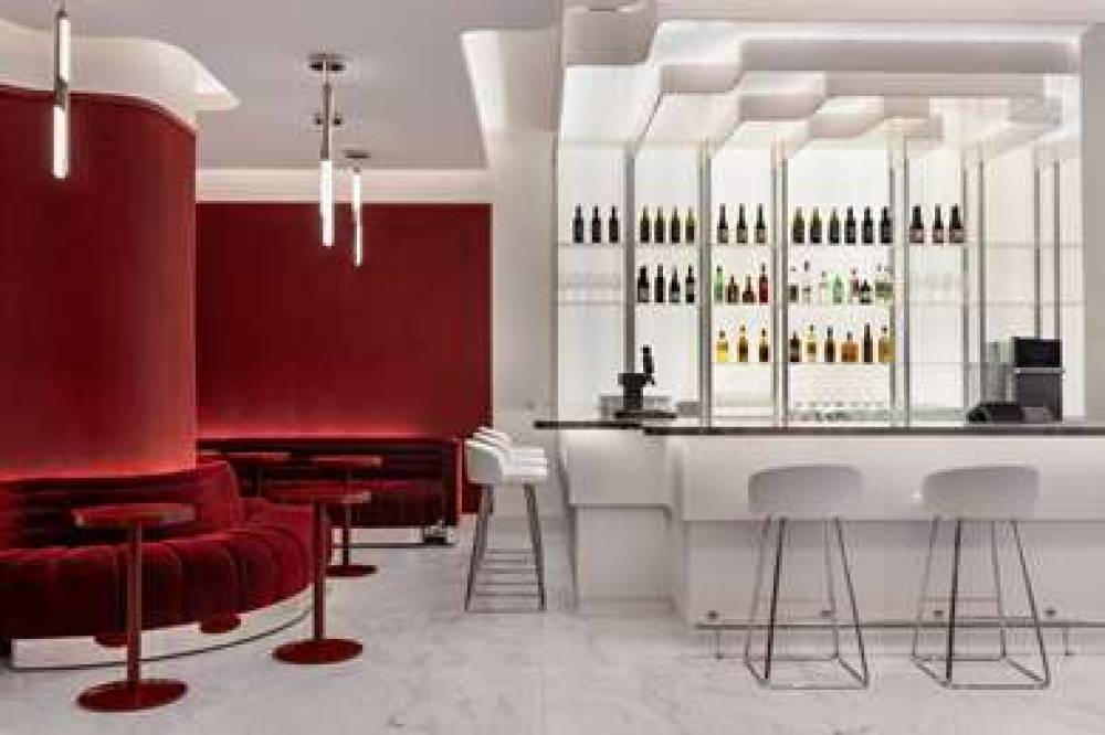 REVERY TORONTO, CURIO BY HILTON 7