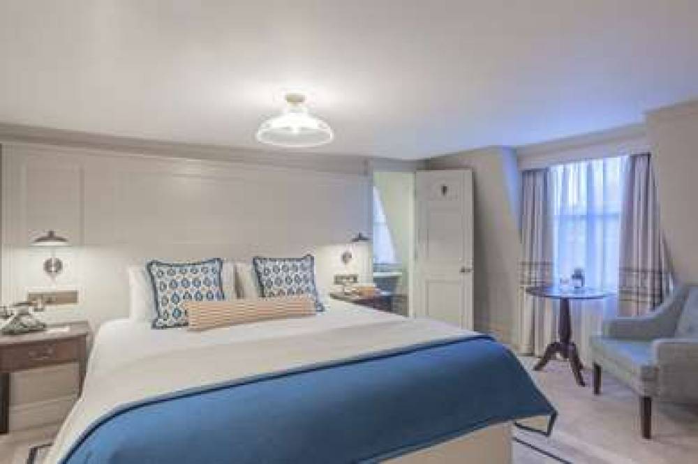 RICHMOND HILL HOTEL 2