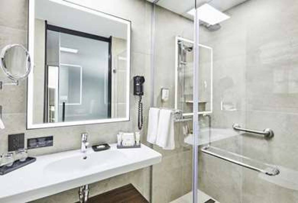 RIU PLAZA MANHATTAN TIMES SQUARE 8