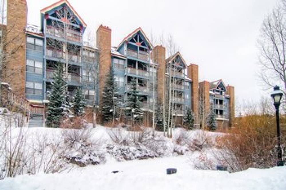 River Mountain Lodge