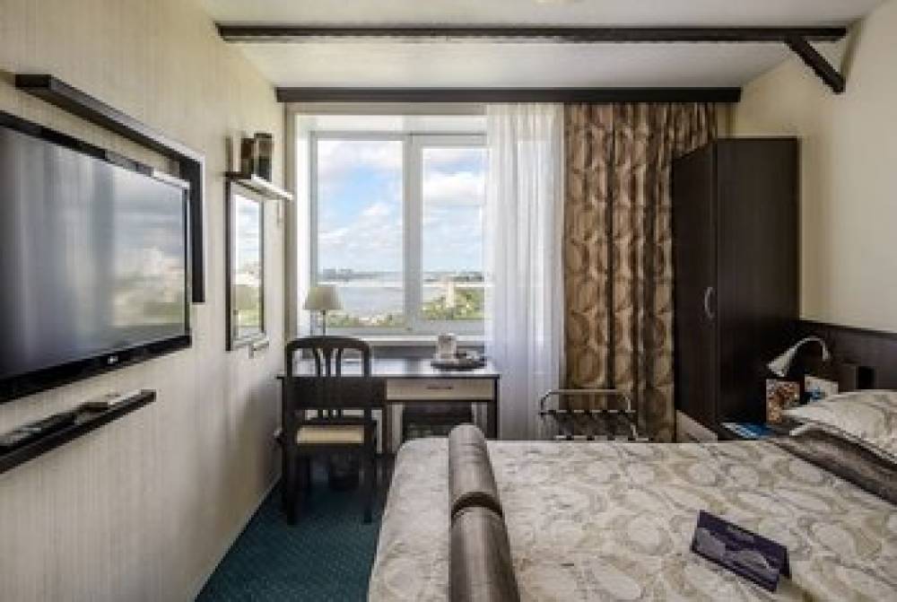 River Park Hotel 5