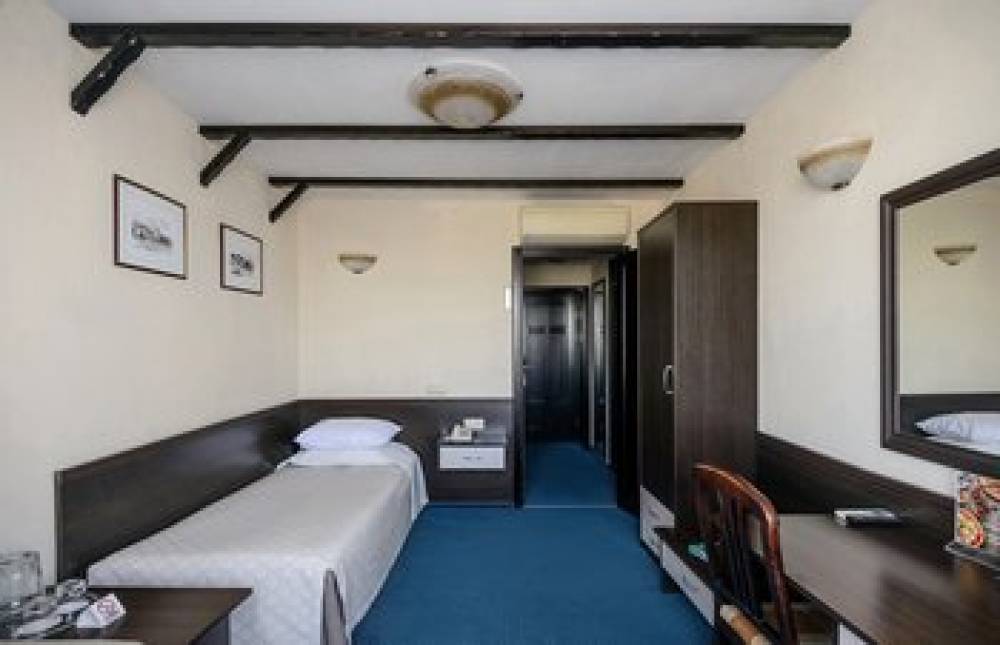 River Park Hotel 2
