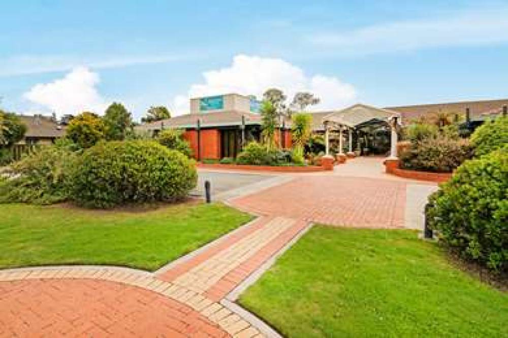 RIVERSIDE HOTEL MARLBOROUGH 1