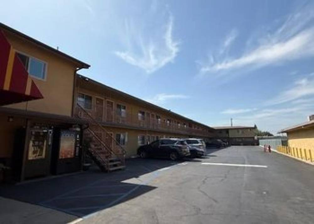 Robinhood Motel Anaheim West 5