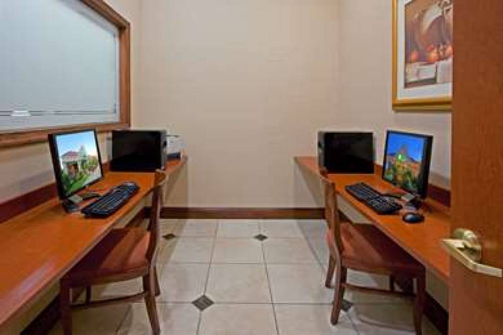 ROCKVILLE CENTRE HOTEL 9