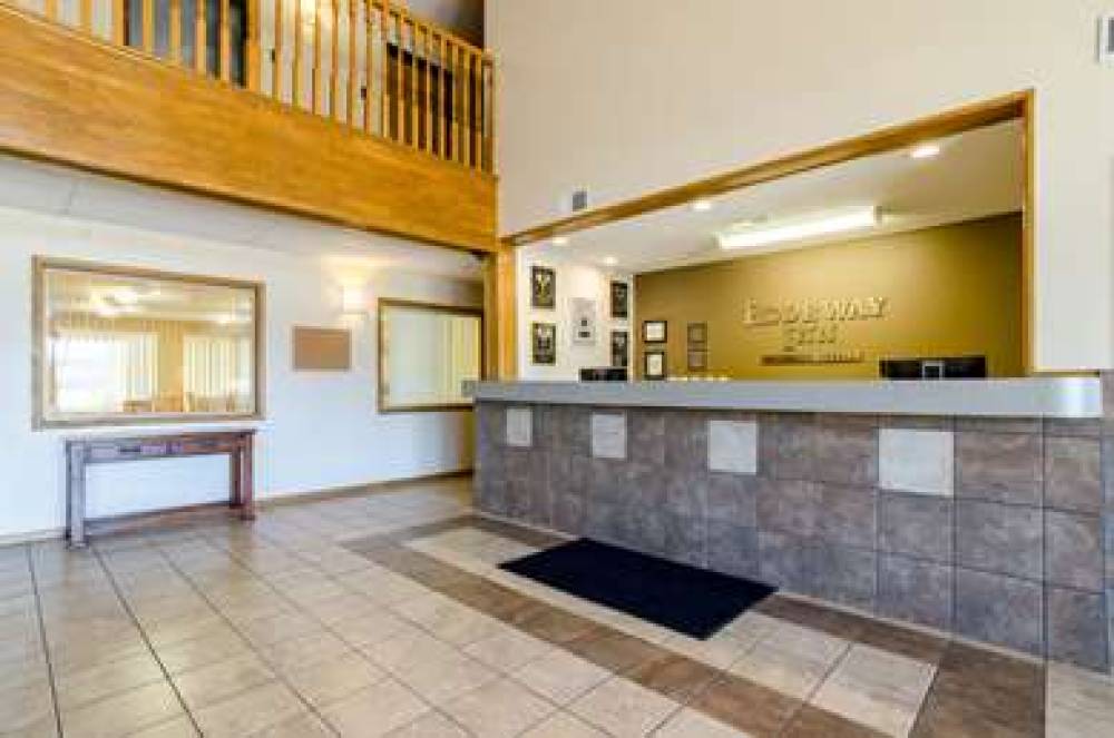RODEWAY INN AINSWORTH 10