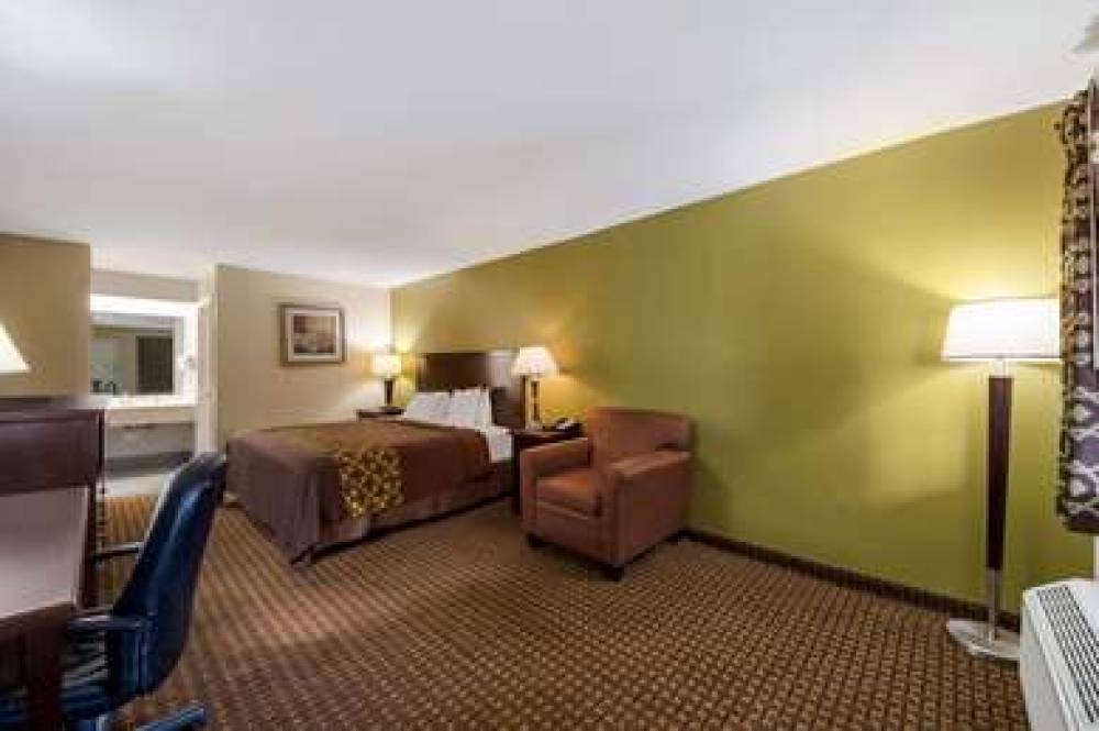 RODEWAY INN AND SUITES CORPUS CHRIS 6