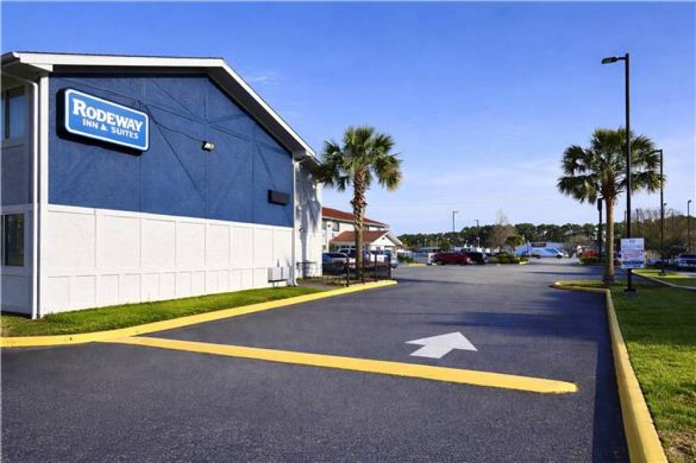 Rodeway Inn And Suites Jacksonville