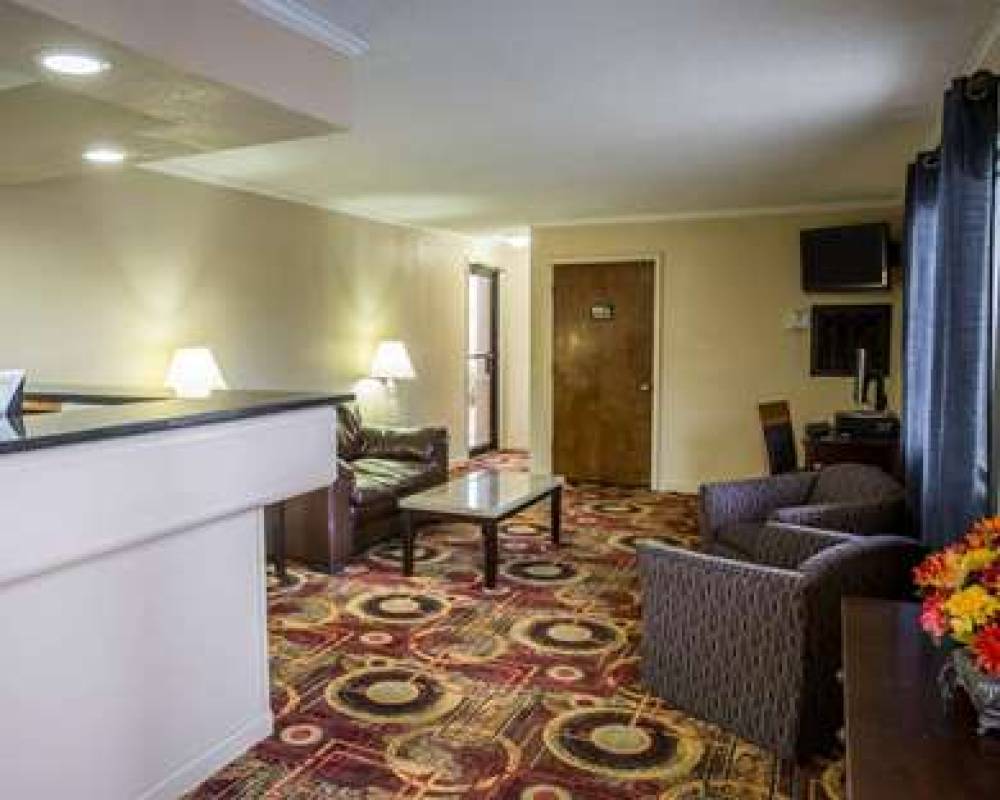 RODEWAY INN AND SUITES PLYMOUTH HWY 4