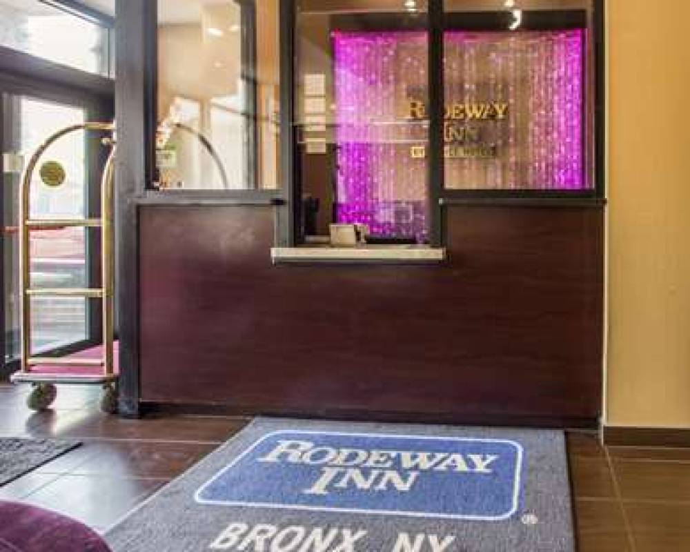 RODEWAY INN BRONX ZOO 3