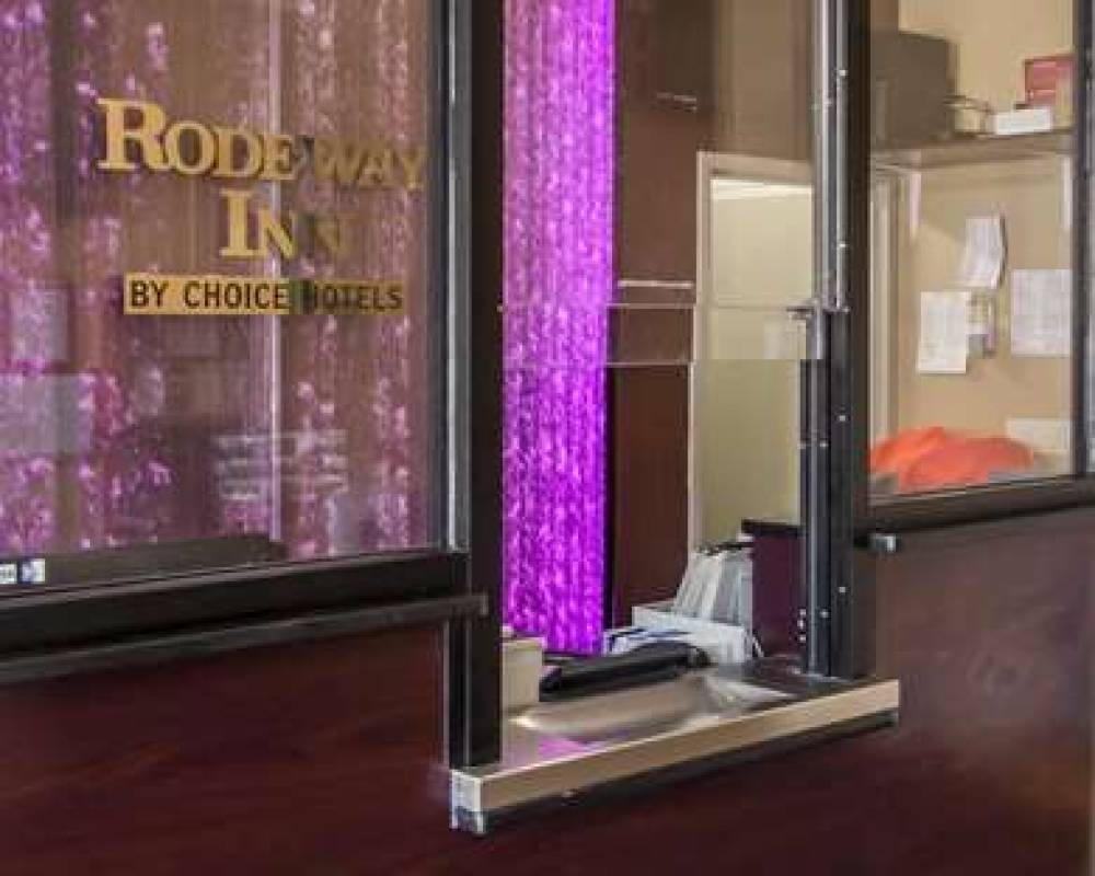 RODEWAY INN BRONX ZOO 7