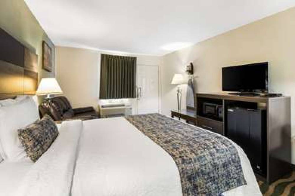 RODEWAY INN CADIZ 9