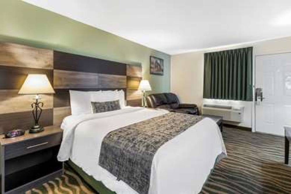 RODEWAY INN CADIZ 5