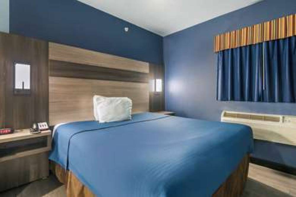 Rodeway Inn Carrollton I-35E 8