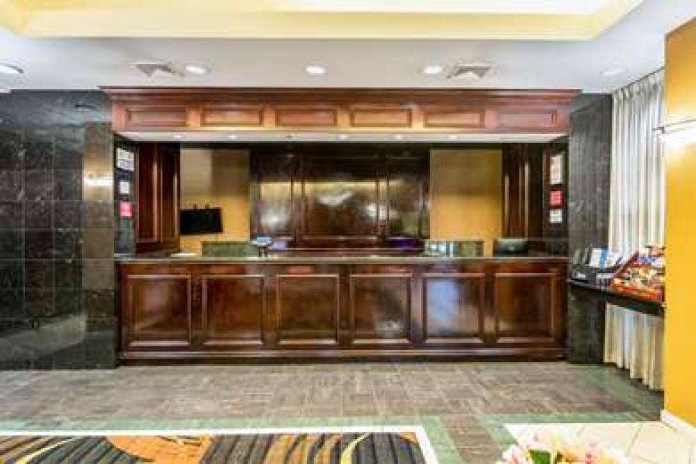 RODEWAY INN CENTRAL 6