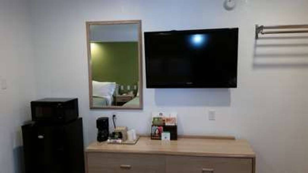 Rodeway Inn Civic Center 4