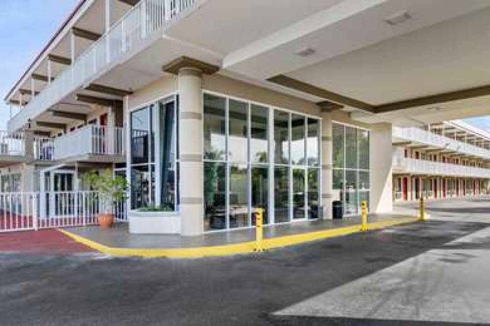 RODEWAY INN CLEARWATER-LARGO 1
