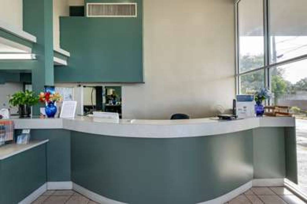 RODEWAY INN CLEARWATER-LARGO 4