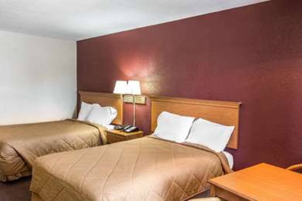 RODEWAY INN EXPO CENTER 6