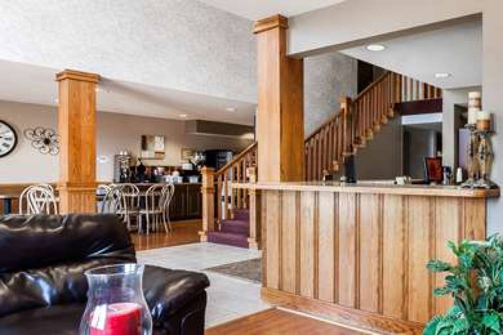RODEWAY INN HOLDREGE 4