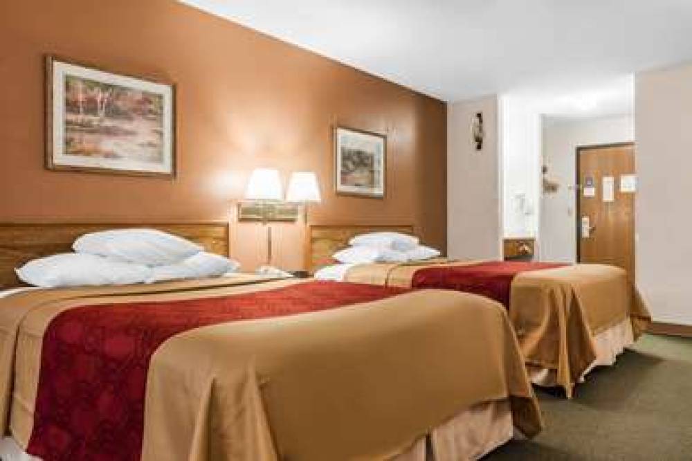 RODEWAY INN HOLDREGE 9
