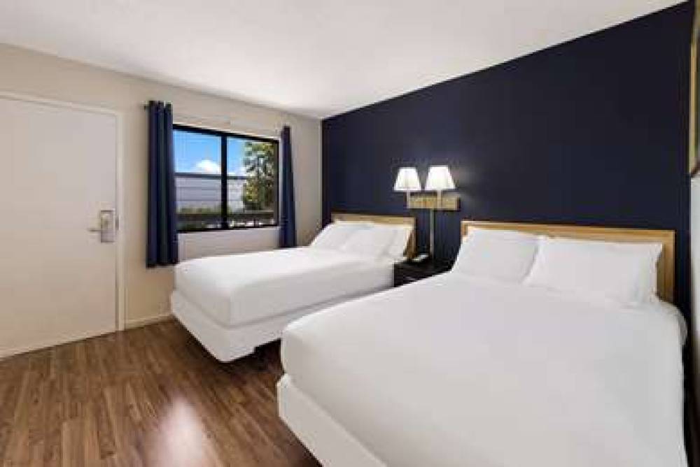 RODEWAY INN LIVERMORE 1