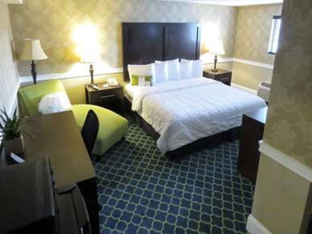 RODEWAY INN LOGAN INTERNATIONAL AIR 8