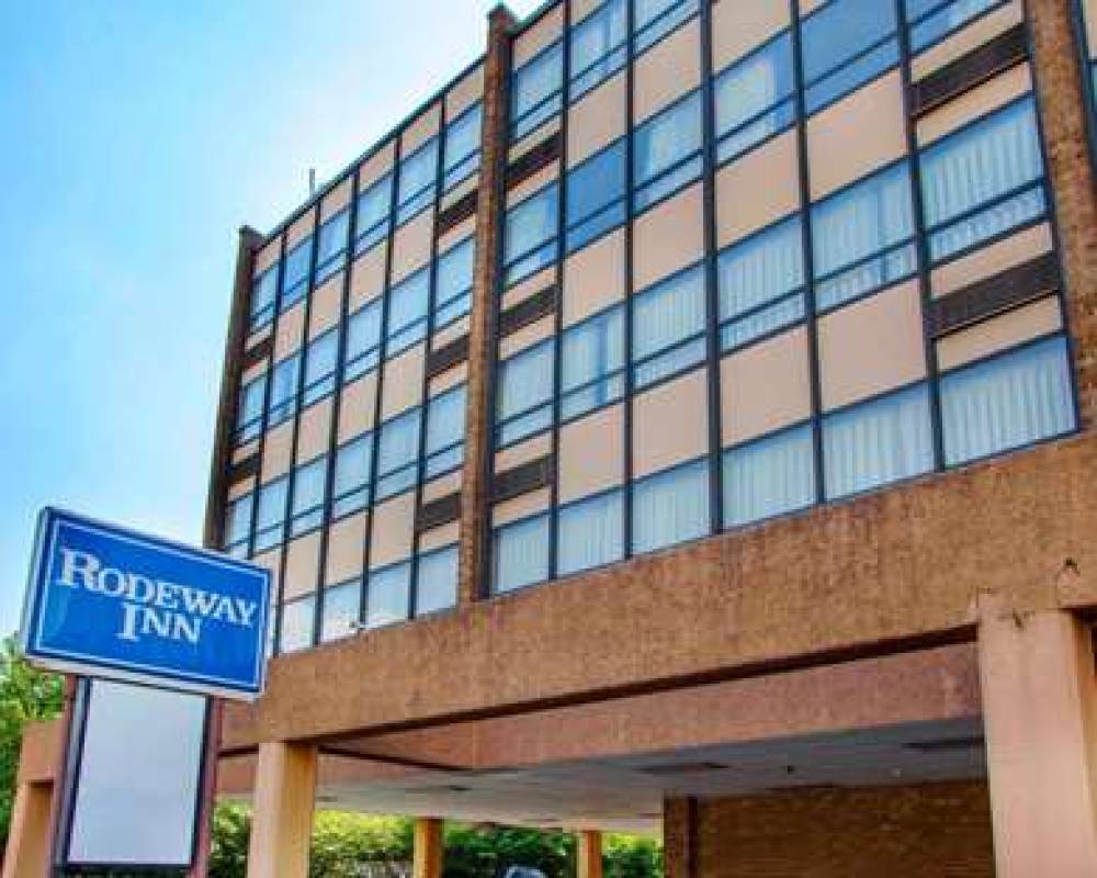 RODEWAY INN MEADOWLANDS 5