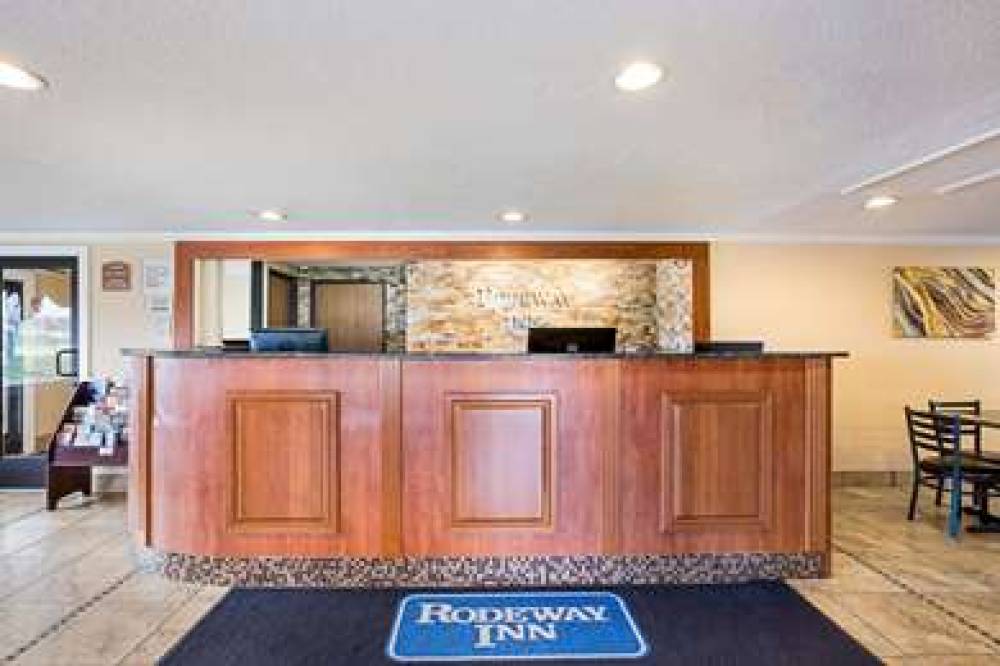 Rodeway Inn Metro Airport 4