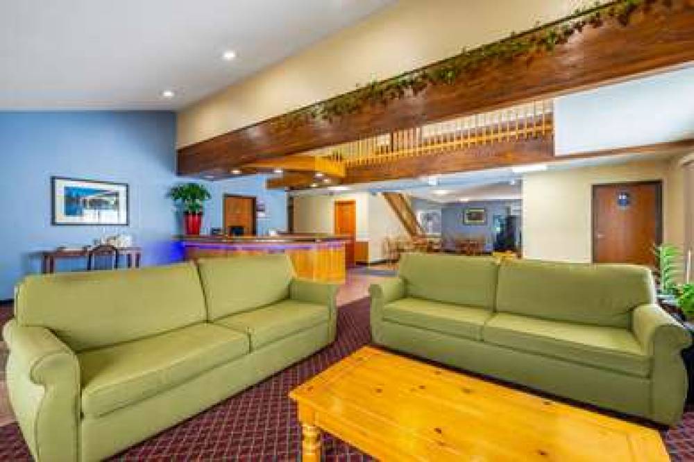 RODEWAY INN MILACA 4