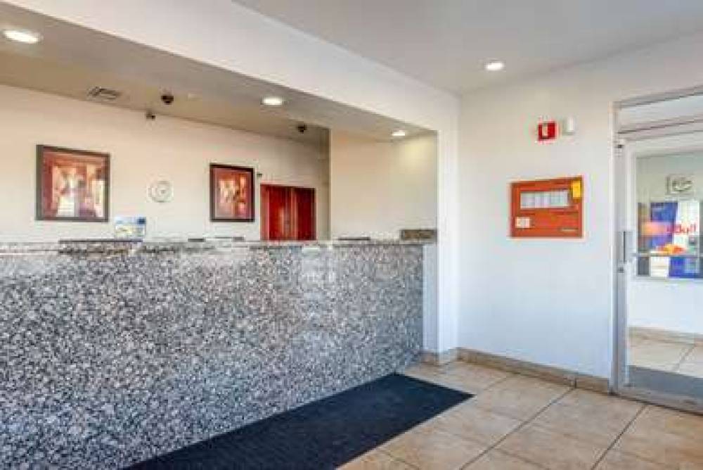 RODEWAY INN PHOENIX NORTH I-17 10