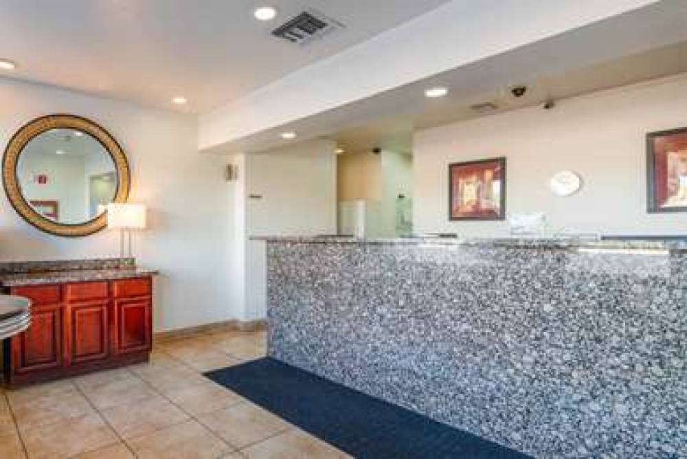 RODEWAY INN PHOENIX NORTH I-17 9