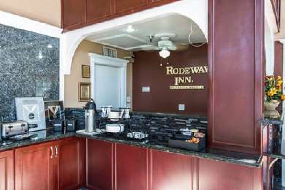 Rodeway Inn 6