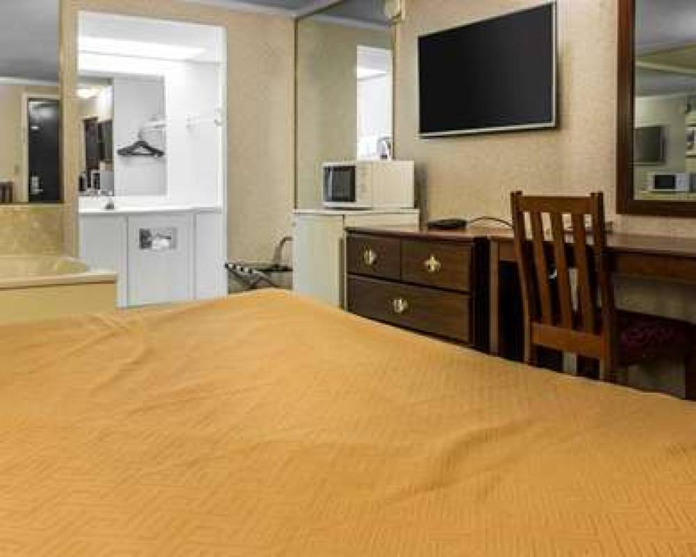 RODEWAY INN 7