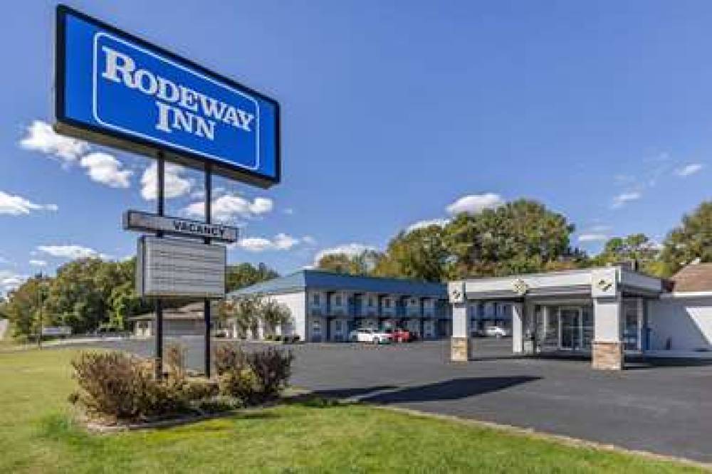 Rodeway Inn 1