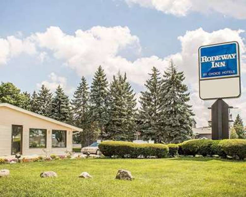 Rodeway Inn 3