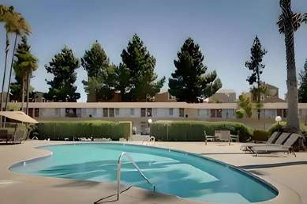 RODEWAY INN SANTA CLARA EL CAMINO R 10