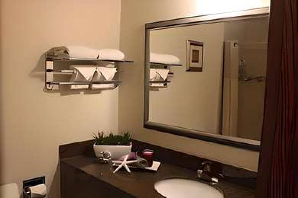 RODEWAY INN SANTA CLARA EL CAMINO R 8