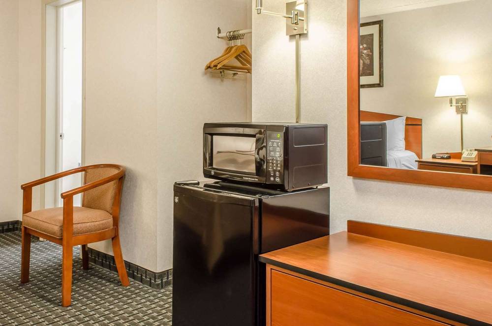 Rodeway Inn State College - Near University 8