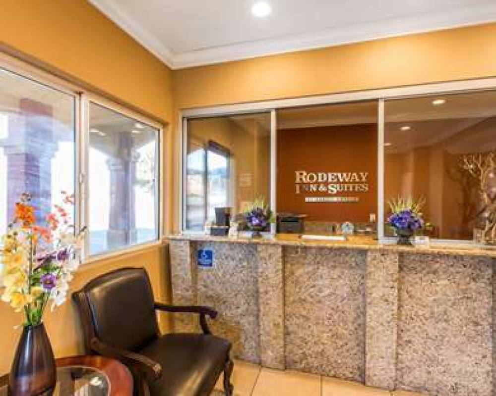 Rodeway Inn & Suites 7