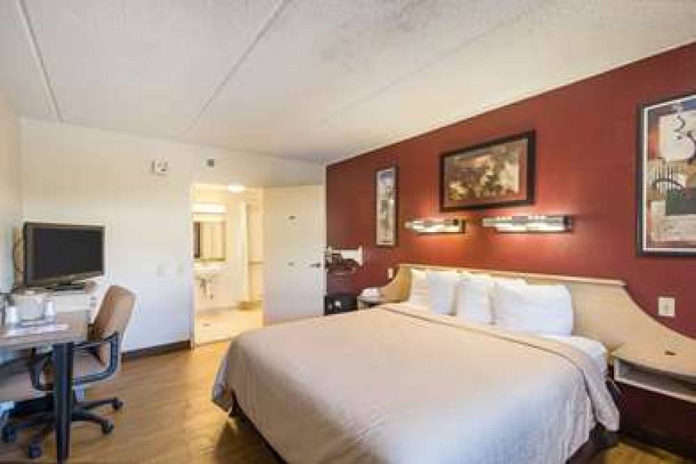 RODEWAY INN TAMPA NEAR BUSCH GARDEN 6